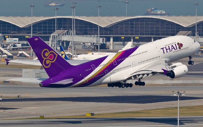 Hãng hàng không Thai Airways báo lỗ kỷ lục, nguy cơ bị hủy niêm yết