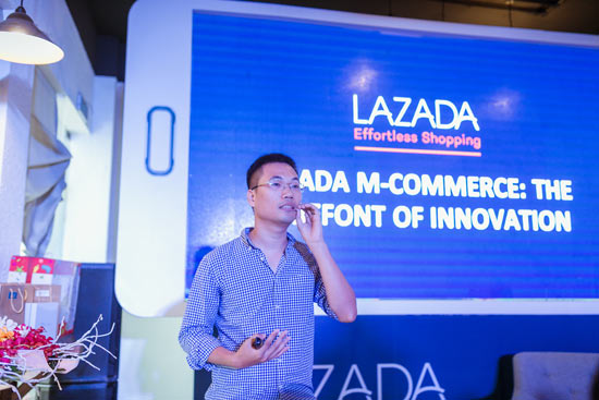 Ông Lê Xuân Long, Giám đốc Marketing Lazada Việt Nam, trao đổi về xu hướng phát triển của thương mại di động vào đầu tháng 4-2016.