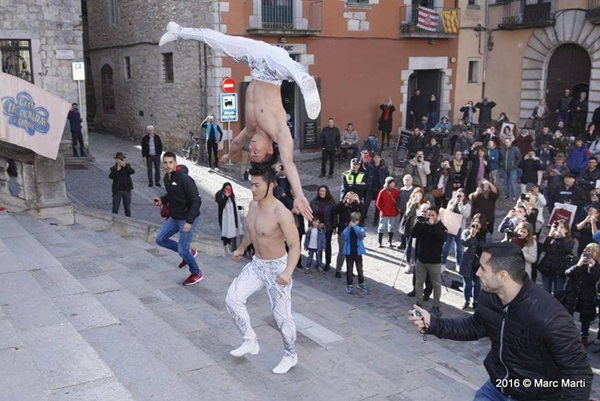 Anh em 'Hoàng tử xiếc' Việt Nam chính thức ghi tên vào sách Kỷ lục Guinness thế giới