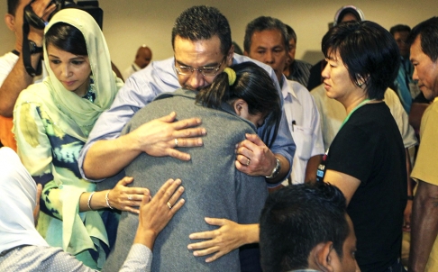 Gia đình nạn nhân máy bay mất tích MH370 hiểu những nỗi đau trong sự kiện máy bay Malaysia MH17