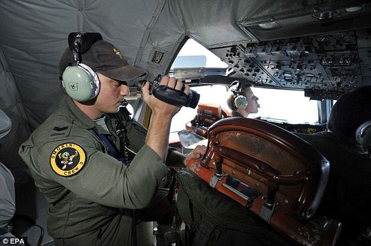 Công việc tìm kiếm máy bay Malaysia MH370 mất tích bí ẩn vẫn đang tiếp tục