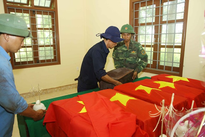 6 hài cốt liệt sĩ được đội Quy tập hài cốt liệt sĩ 584 tìm được ở tỉnh Quảng Tr