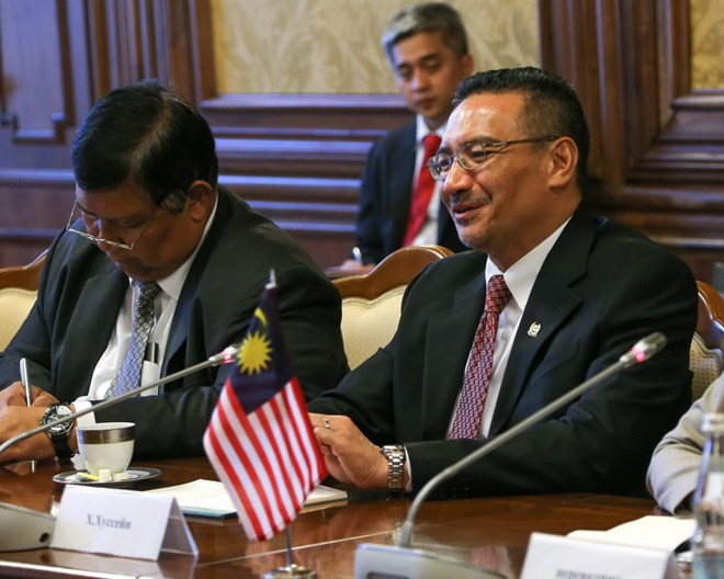 Bộ trưởng Quốc phòng Malaysia tuyên bố ông tin rằng chiếc máy bay số hiệu MH370 mất tích sẽ được tìm thấy dưới Ấn Độ Dương. Ảnh minh họa