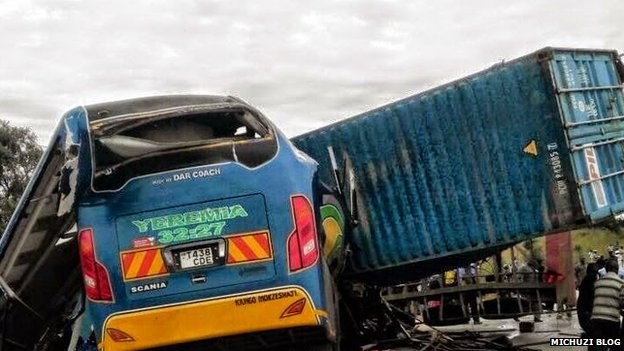 Tin tai nạn mới nhất hôm nay đề cập đến vụ va chạm xe buýt thảm khốc ở Tanzania