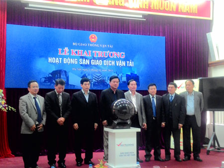 Bộ trưởng Đinh La Thăng khai trương sàn giao dịch vận tải đầu tiên của Việt Nam