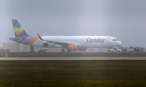 Chiếc phi cơ Airbus A321 hạ cánh tại một sân bay ở Budapest, Hungary ngày 7/12