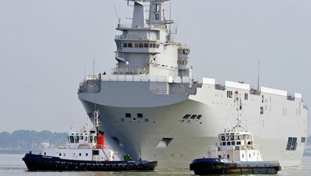 Pháp đã quyết định không bàn giao hai tàu hỗ trợ đổ bộ trực thăng Mistral cho Nga 