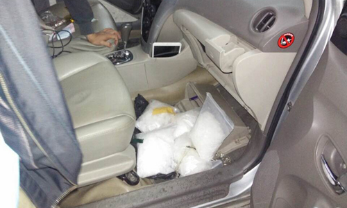 5 kg ma túy đá được giấu trong xe ôtô