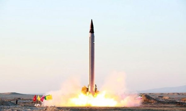 Iran vi phạm lệnh cấm của Liên Hiệp Quốc bằng các cuộc thử nghiệm tên lửa đạn đạo mới