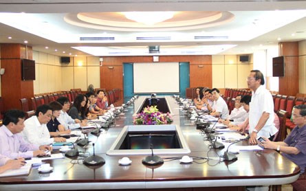 Thứ trưởng Trương Minh Tuấn làm việc với UBND TP Hà Nội về phương án sắp xếp báo chí trên đại bàn Thủ đô