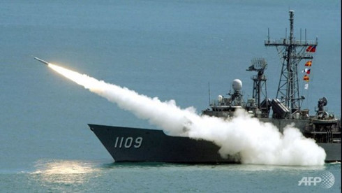 Mỹ thông qua hợp đồng bán vũ khí trị giá 1,83 tỉ USD cho lãnh thổ Đài Loan, trong đó có hai tàu khu trục