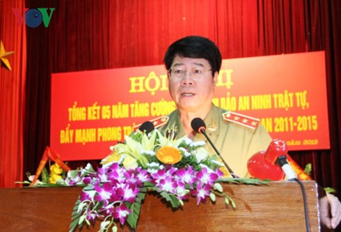 Thượng tướng Bùi Văn Nam - Ủy viên Trung ương Đảng, Thứ trưởng Bộ Công an phát biểu tại Hội nghị