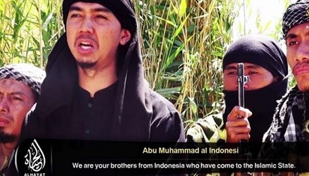 Các phần tử người Indonesia xuất hiện trong clip của IS trước đây