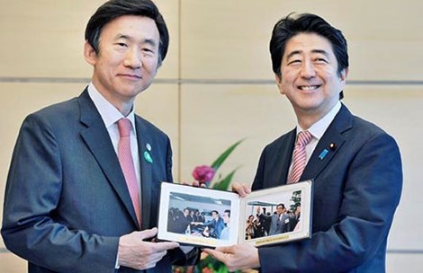 Nhật và Hàn Quốc đều muốn cải thiện mối quan hệ 
