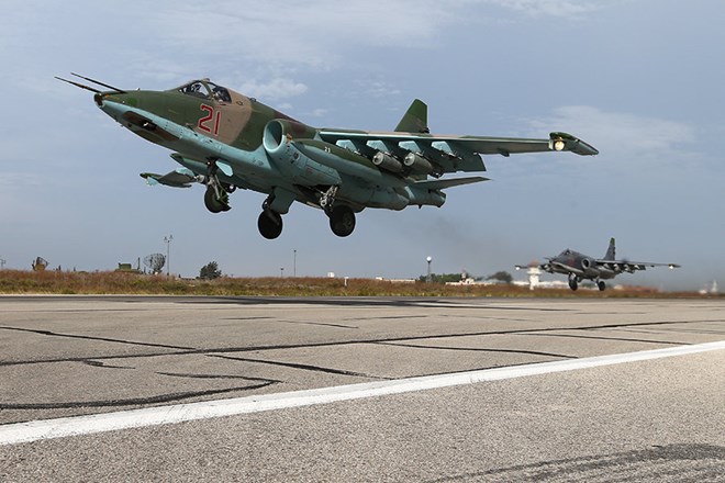 Máy bay chiến đấu của Nga tham gia chiến dịch không kích tại Syria