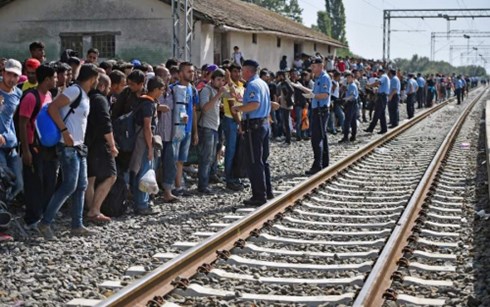 Người tị nạn lên tàu ở Croatia