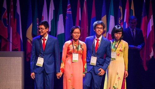 Tin tức mới cập nhật trong nước, bốn học sinh thi Olympic Sinh học quốc tế đều giành giải