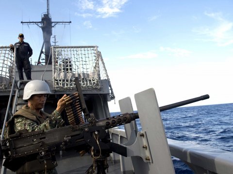 Hải quân Philippines xem xét mua tàu ngầm