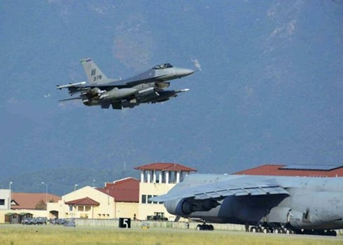 Máy bay F-16 của Mỹ tại căn cứ không quân Incirlik ở Thổ Nhĩ Kỳ