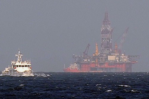 Giàn khoan Hải Dương-981 hạ đặt trái phép trên vùng biển Việt Nam hồi tháng 5/2014