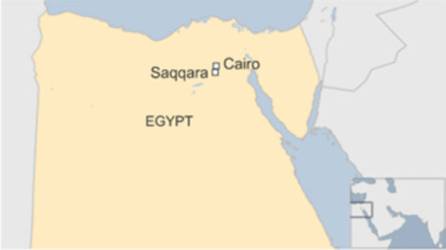 Saqqara cách thủ đô Cairo 35 km về phía Nam, nơi có các kim tự tháp cổ nhất Ai Cập (