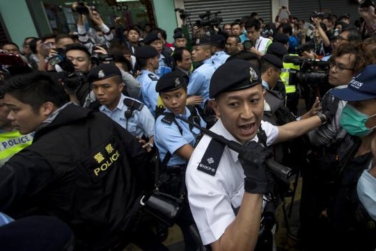 Cảnh sát Hong Kong đã bắt giữ 33 người tham gia biểu tình