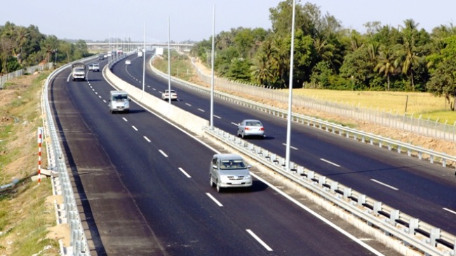 Bộ GTVT xem xét việc bán một số tuyến đường cao tốc
