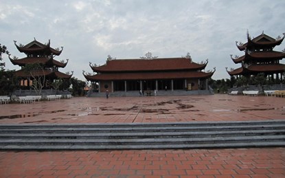 Tin tức mới nhất: Thiền viện Nam Phương thu hút vạn du khách đầu năm