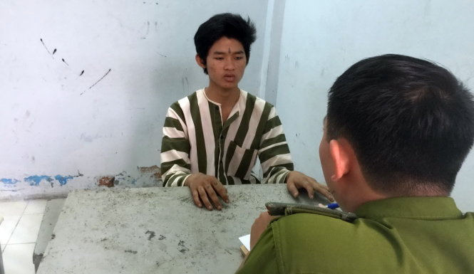 Trong những tin tức pháp luật mới nhất hôm nay có vụ tạm giữ Lưu Hoàng Tài (21 tuổi, ngụ Q.Gò Vấp) để điều tra về hành vi 