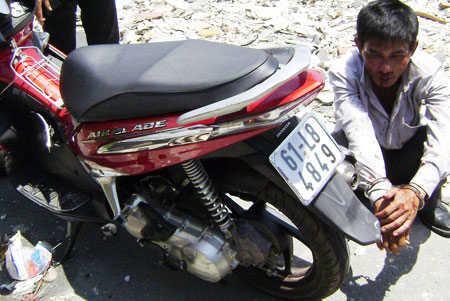 Trong những tin tức pháp luật 24h qua có vụ mất trộm xe máy ở huyện đảo Phú Quốc