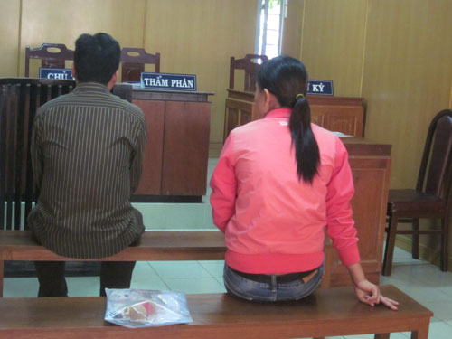 Những tin tức pháp luật mới nhất hôm nay đề cập đến vụ thư ký tòa án làm giả quyết định ly hôn ở Quảng Ninh