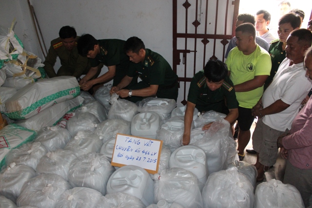 Theo tin tức pháp luật mới nhất, Bộ đội Biên phòng Hà Tĩnh đã bắt giữ 11 đối tượng và thu giữ 5,5 tấn ma túy