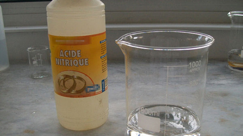 Trong những tin tức pháp luật mới nhất hôm nay có vụ nữ sinh viên sư phạm bị khách tạt axit tại nhà Trong những tin tức pháp luật mới nhất hôm nay có vụ nữ sinh viên sư phạm bị khách tạt axit tại nhà