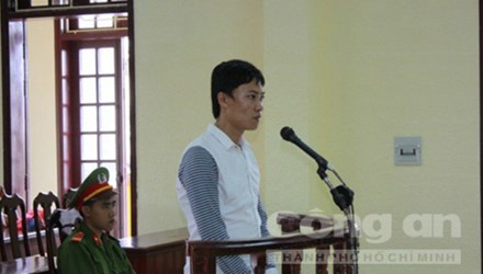 Sinh viên lừa đảo gần 1 tỷ đồng qua mạng xã hội facebook theo những tin tức pháp luật online mới nhất trong ngày. Ảnh: Sinh viên lừa đảo gần 1 tỷ đồng qua mạng xã hội facebook theo những tin tức pháp luật online mới nhất trong ngày. Ảnh: