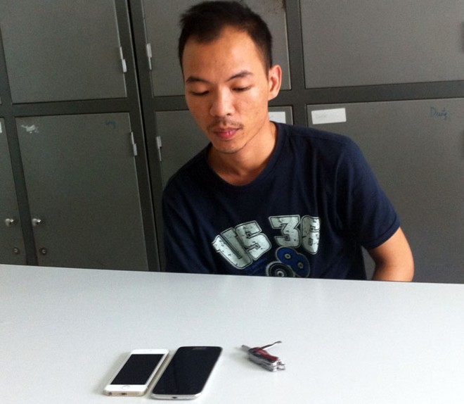 Những tin ph&aacute;p luật 24h qua đề cập đến vụ Ghẹo g&aacute;i rồi cướp lu&ocirc;n điện thoại