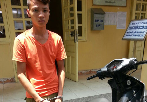 Kẻ trộm đồng t&iacute;nh lộ diện v&igrave; &lsquo;chăm&rsquo; lướt Facebook l&agrave; một trong những tin ph&aacute;p luật mới nhất h&ocirc;m nay