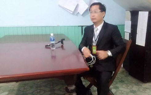 Khởi tố đối tượng hất CSGT lên nắp capo chạy 300m trên quốc lộ là một trong những tin pháp luật 24h qua