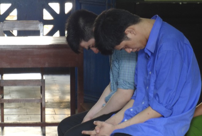 Xét xử kẻ côn đồ giết mẹ, đánh con trọng thương là một trong những tin tức pháp luật mới nhất hôm nay