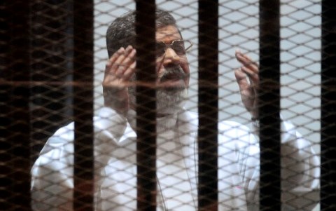 tòa án Ai Cập đã tuyên án 20 năm tù giam đối với cựu Tổng thống bị lật đổ của Ai Cập là tin tức thời sự nổi bật trong ngày