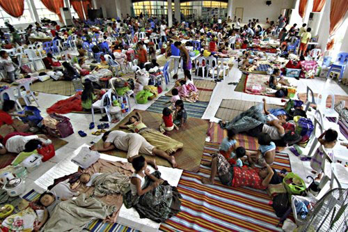 Hơn nửa triệu dân được sơ tán đến nơi an toàn trước tin bão mới nhất đổ bộ vào Philippines 