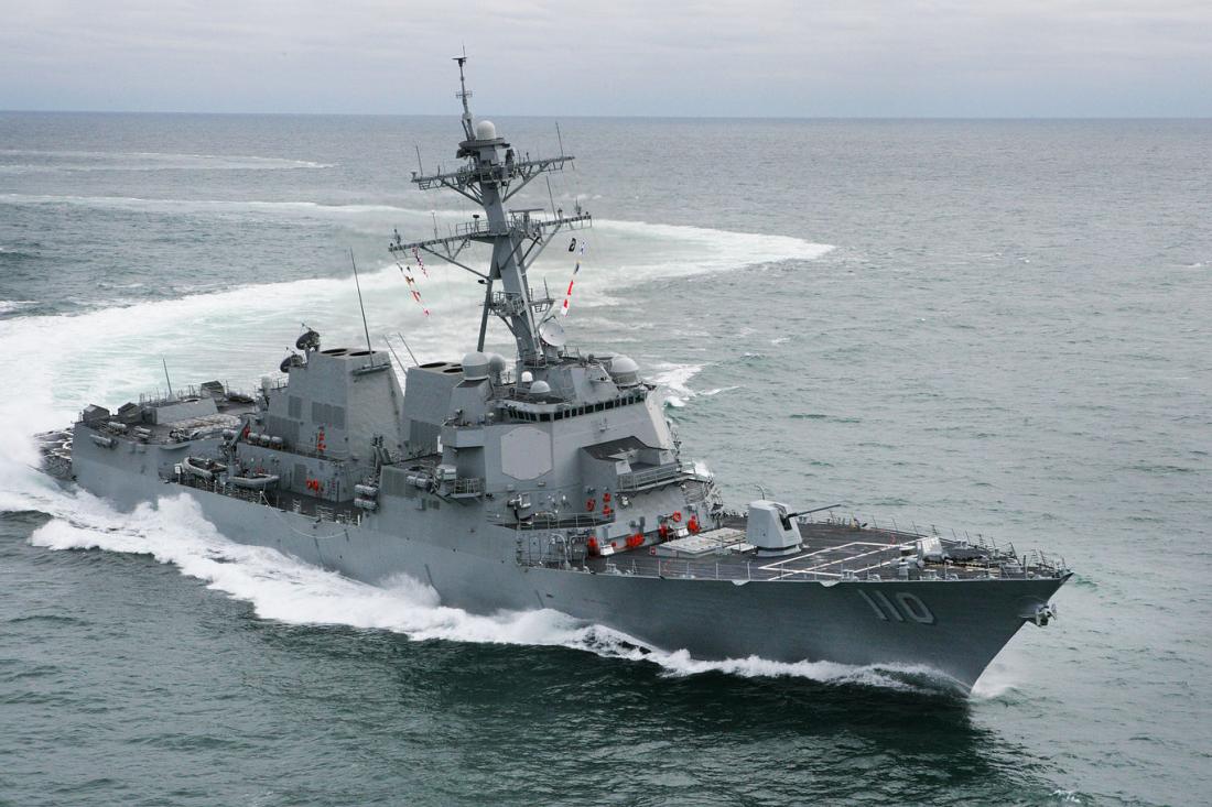 Chiến hạm Mỹ áp sát Đá Chữ Thập như một lời thách thức gửi đến Trung Quốc trong bối cảnh tình hình Biển Đông hiện nay