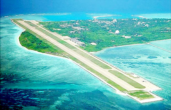 Đường băng Trung Quốc xây dựng trái phép trên đảo Phú Lâm của quần đảo Hoàng Sa thuộc chủ quyền Biển Đông Việt Nam