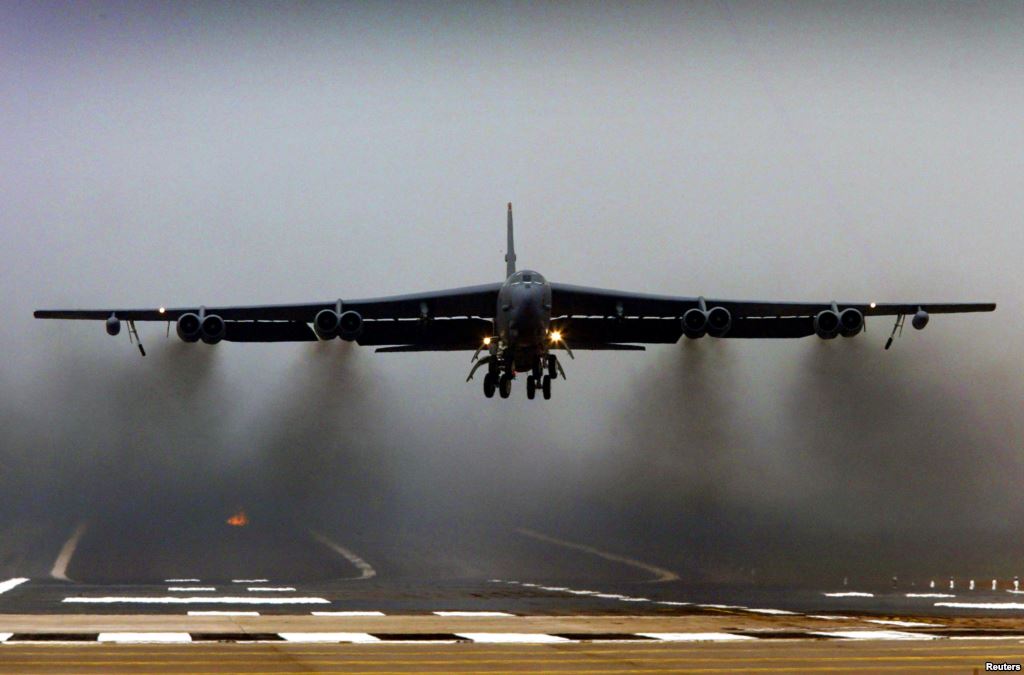Tình hình Biển Đông mới nhất: Trung Quốc phản đối Mỹ điều B-52 ra Biển Đông