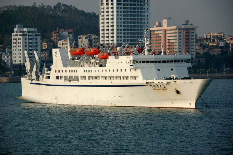 Trung Quốc liên tiếp có những động thái khiến tình hình Biển Đông ‘tăng nhiệt’, mới nhất là việc điều tàu du lịch phi pháp tới Hoàng Sa