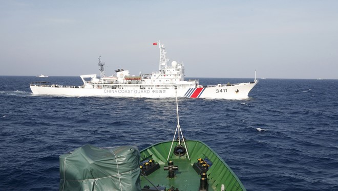 Tàu cảnh sát biển Trung Quốc hoạt động trái phép trên Biển Đông