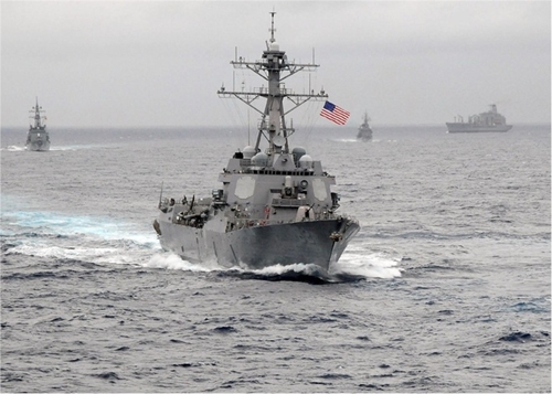 Trước đó, Philippines từng ngỏ ý muốn Mỹ tích cực hơn nữa trong việc tuần tra Biển Đông