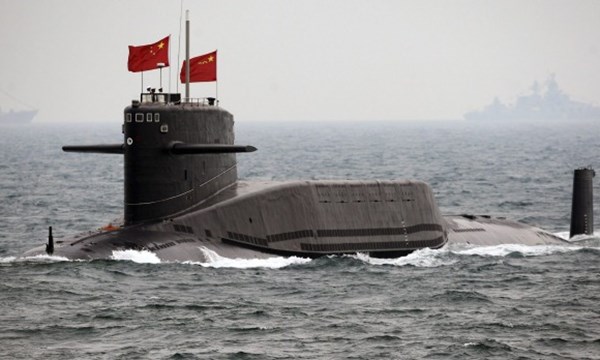 Nhiều ý kiến cho rằng Mỹ làm vậy nhằm đối phó với một Trung Quốc đang ngày càng hung hăng ở Biển Đông