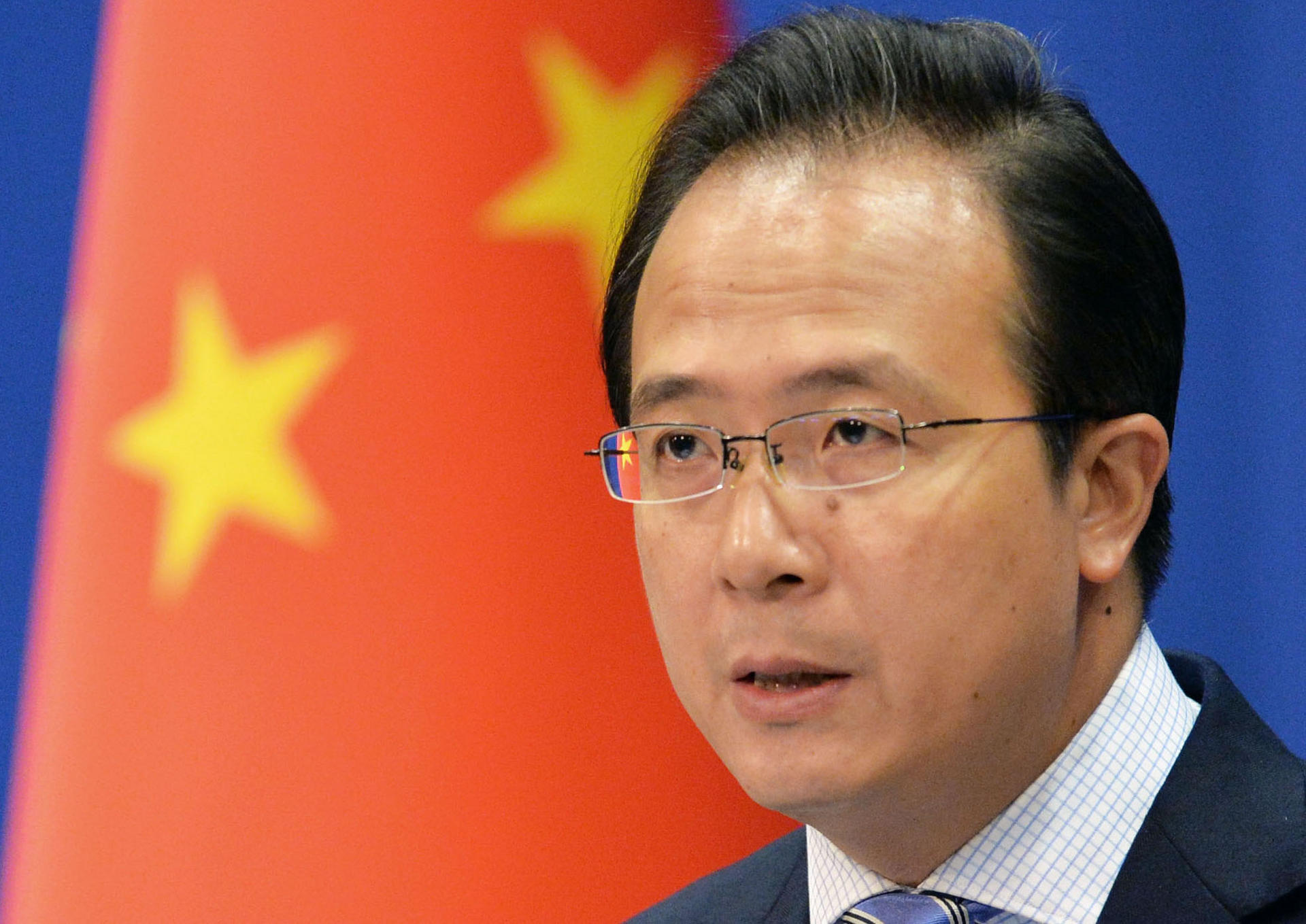 Người phát ngôn Bộ Ngoại giao Trung Quốc Hồng Lỗi đã có nhiều tuyên bố ngang ngược về tình hình Biển Đông