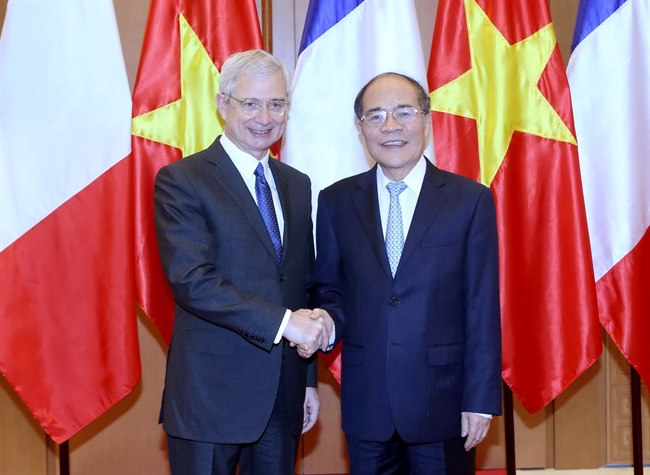 Chủ tịch Quốc hội Pháp bày tỏ sự ủng hộ với quan điểm của Việt Nam về tình hình Biển Đông hiện nay