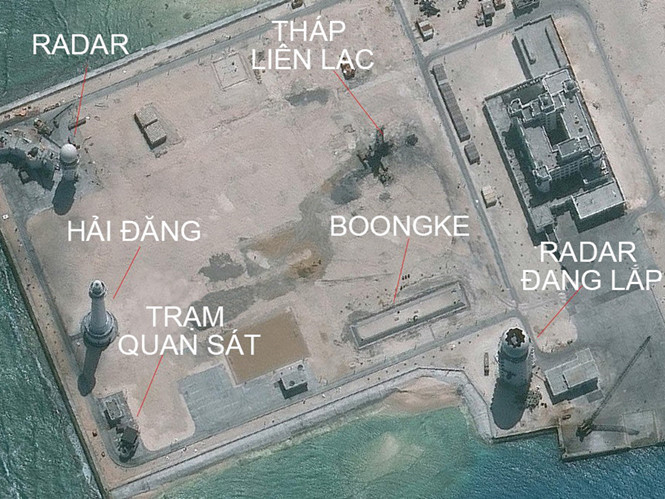 Hình ảnh được cho là radar và nhiều cơ sở phi pháp khác của Trung Quốc trên đá Châu Viên ở Biển Đông